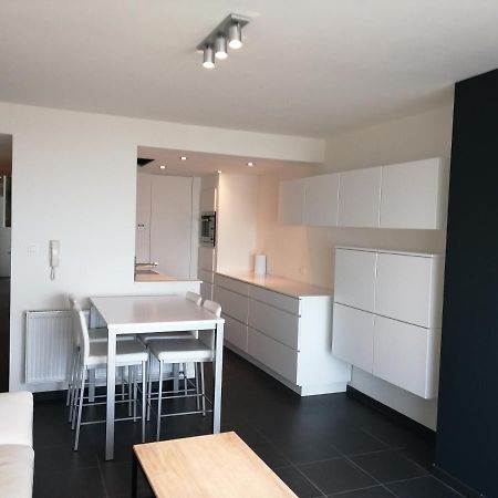 Marjolaine Zeezicht - Nieuwpoort-Bad Met Gratis Garagebox Apartment Екстериор снимка