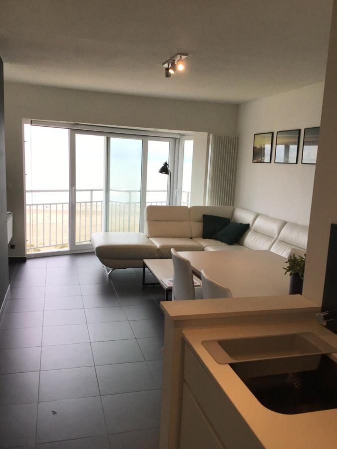 Marjolaine Zeezicht - Nieuwpoort-Bad Met Gratis Garagebox Apartment Екстериор снимка