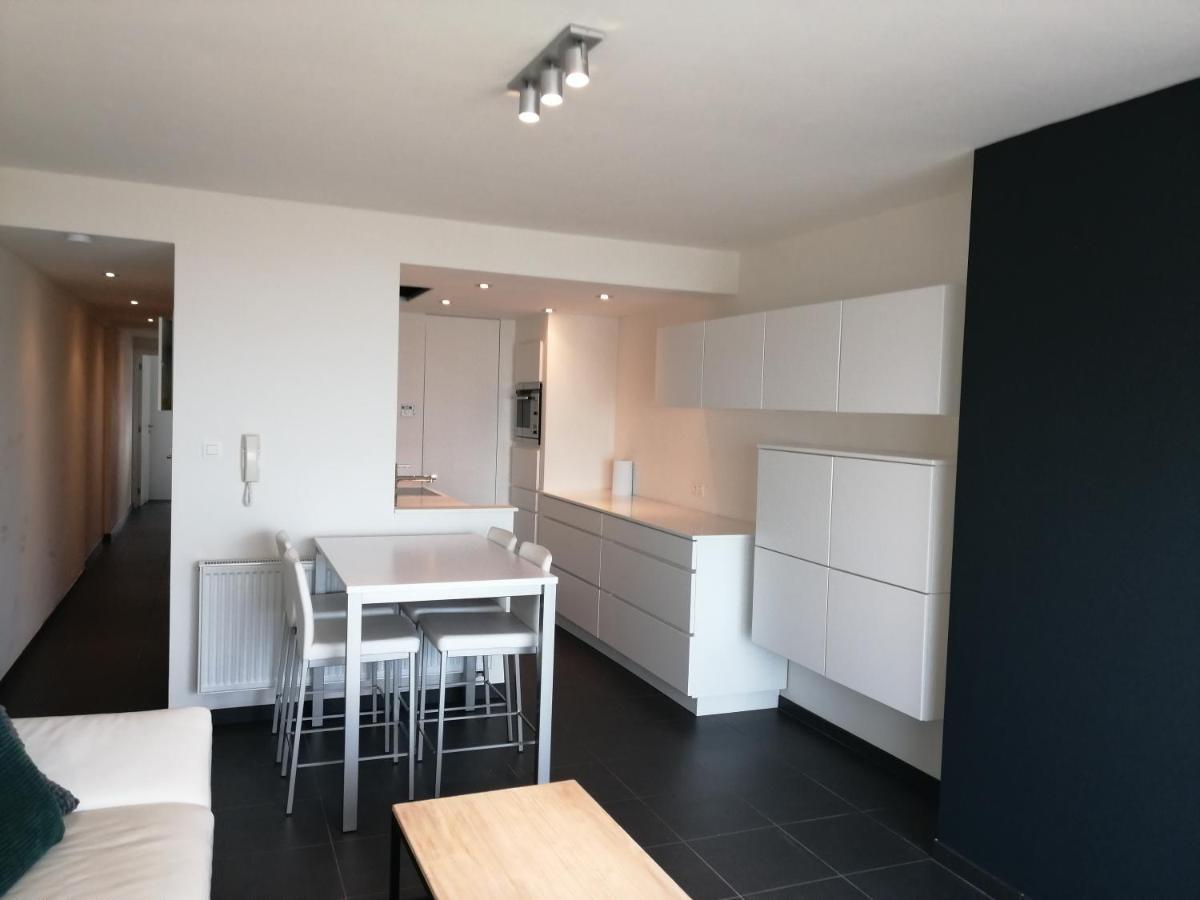Marjolaine Zeezicht - Nieuwpoort-Bad Met Gratis Garagebox Apartment Екстериор снимка