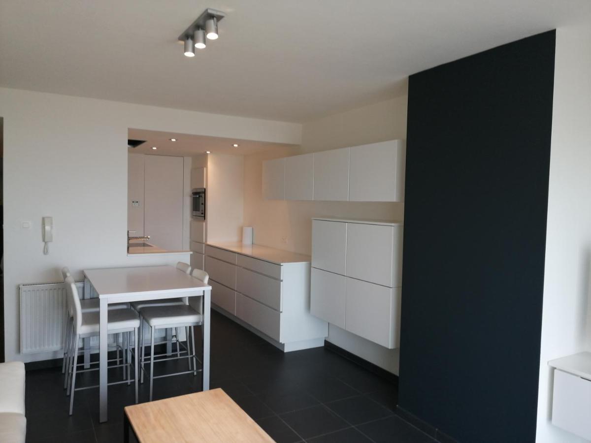 Marjolaine Zeezicht - Nieuwpoort-Bad Met Gratis Garagebox Apartment Екстериор снимка